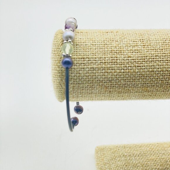 Beaded Memory Wire Bracelet Purple Beads Faux Pearls Modern Fashion Jewelry - Picture 6 of 6